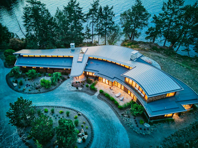 3200 Clam Bay Road, Pender Island, BC, V0M 2M1
