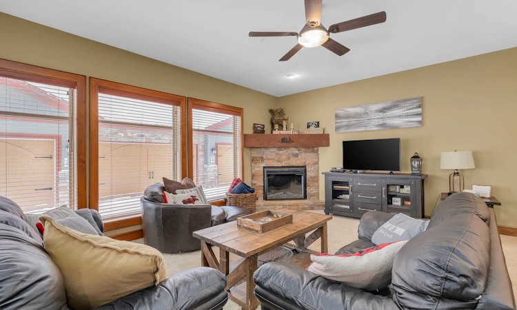 6B-5075 Snowbird Way
