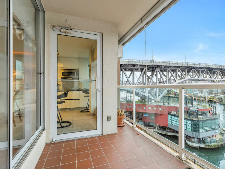 702-1600 Howe Street, Vancouver, BC, V6Z 2L9 - 16