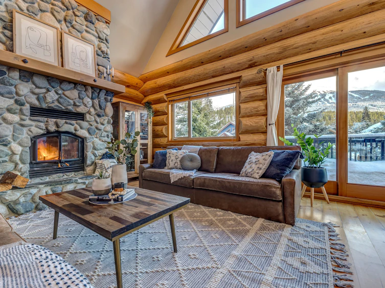 7291 Spruce Grove Lane, Whistler, BC, V8E 0E8