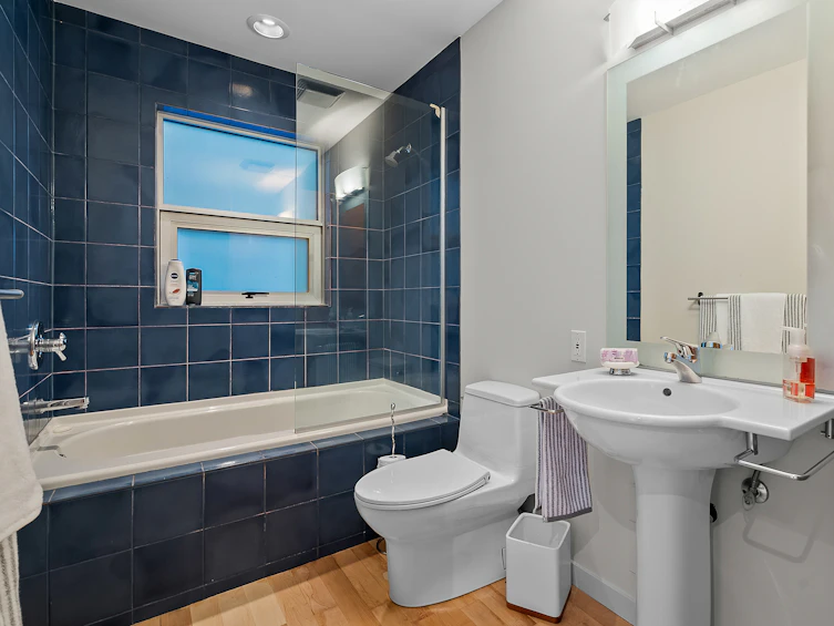 2796 Bayview Street, Surrey, BC, V4A 2Z4 - 22