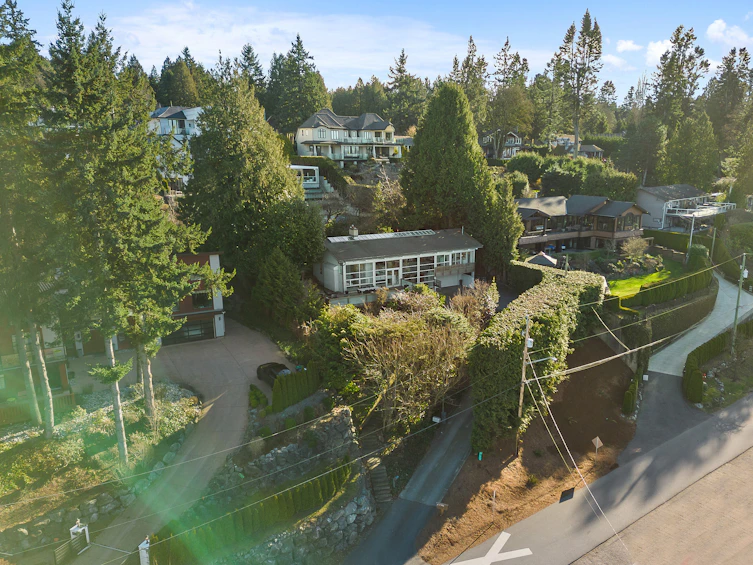 2796 Bayview Street, Surrey, BC, V4A 2Z4 - 39