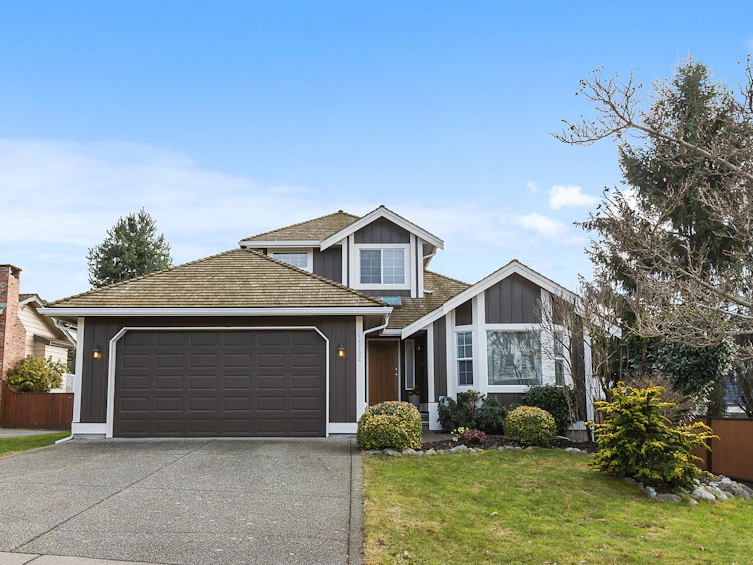 14752 32 Avenue, Surrey, BC, V4P 2J7