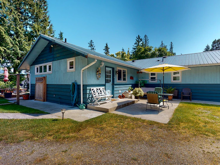 4569 Francis Peninsula Road, Pender Harbour Egmont, BC, V0N 2H1