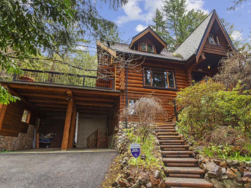 325 Bayview Place, West Vancouver BC V0N 2E0