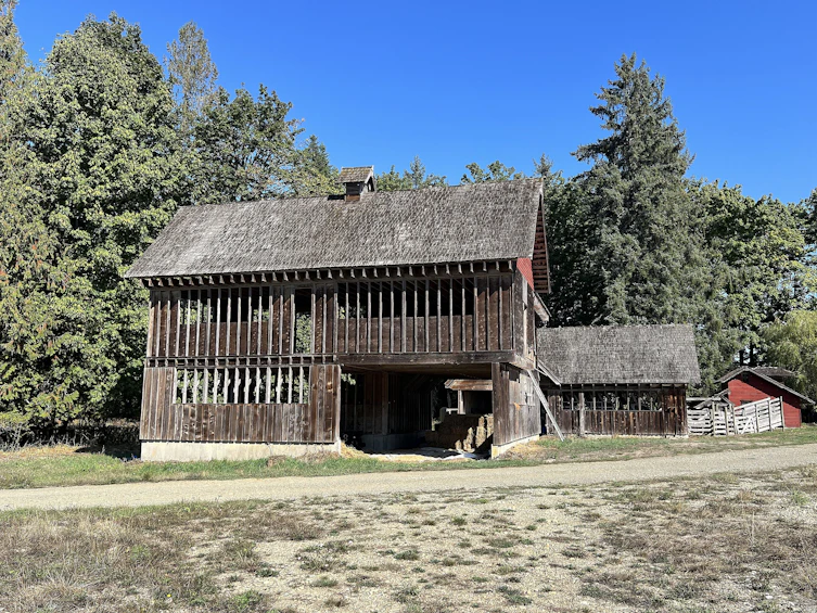 8991 South Island Highway, Fanny Bay, BC, V0R 1W0 - 11