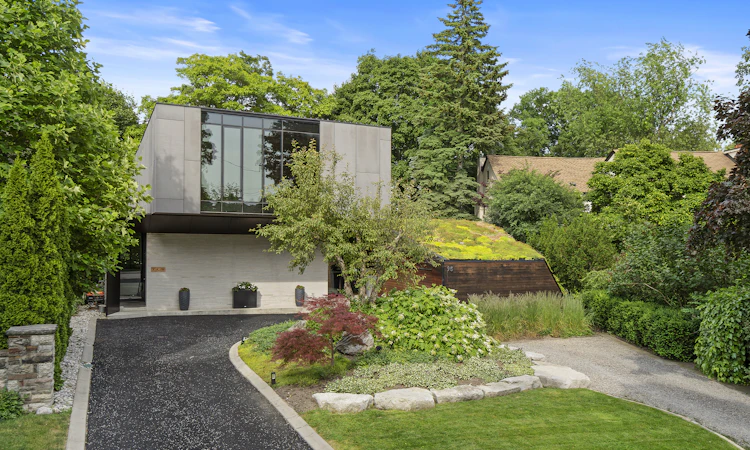 95 Riverview Drive