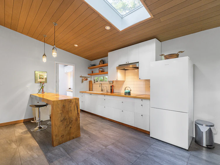 731 Grafton Road, Bowen Island, BC, V0N 1G2 - 28