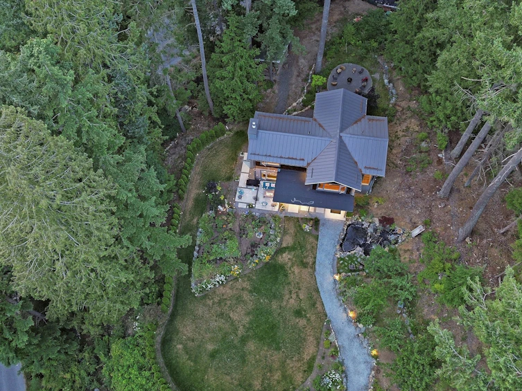 731 Grafton Road, Bowen Island, BC, V0N 1G2 - 38