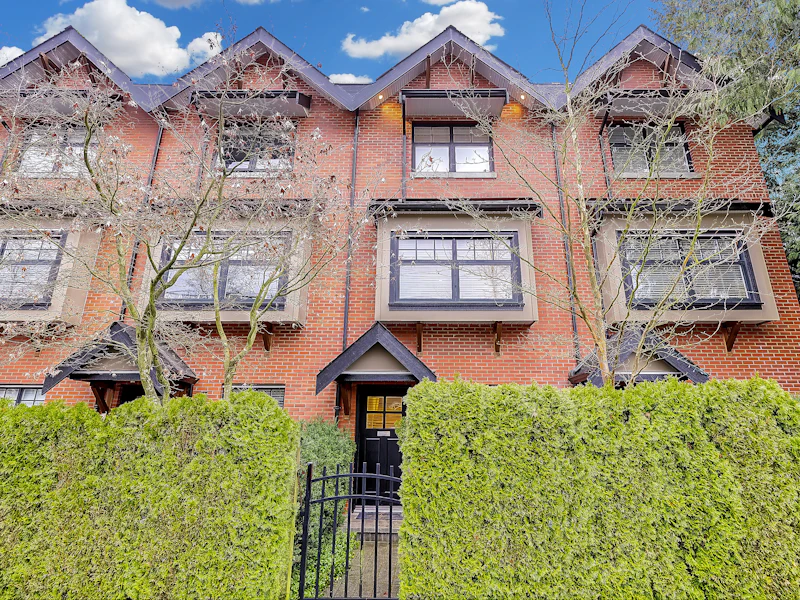 958 W 15th Avenue, Vancouver BC V5Z 1R9