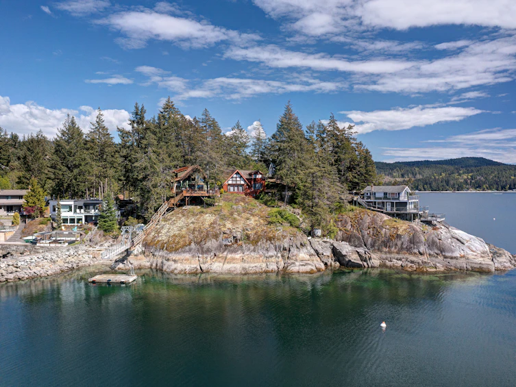 5301 Taylor Crescent, Halfmoon Bay, BC, V0N 1Y2 - 4