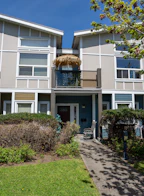 872 Brock Avenue