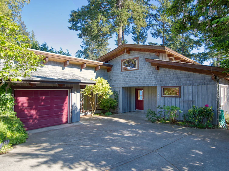 6325 Sunshine Coast Highway, Sechelt, BC, V7Z 0M3 - 3