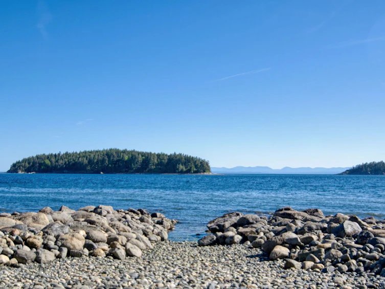 6325 Sunshine Coast Highway, Sechelt, BC, V7Z 0M3 - 2