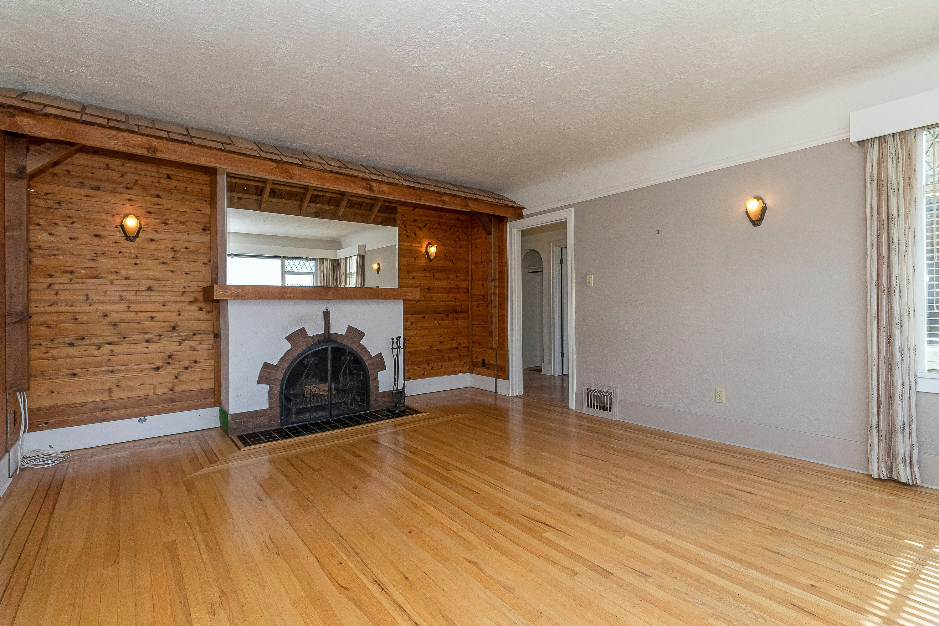 690 Dallas Road, Victoria, BC, V8V 1B7 - 11