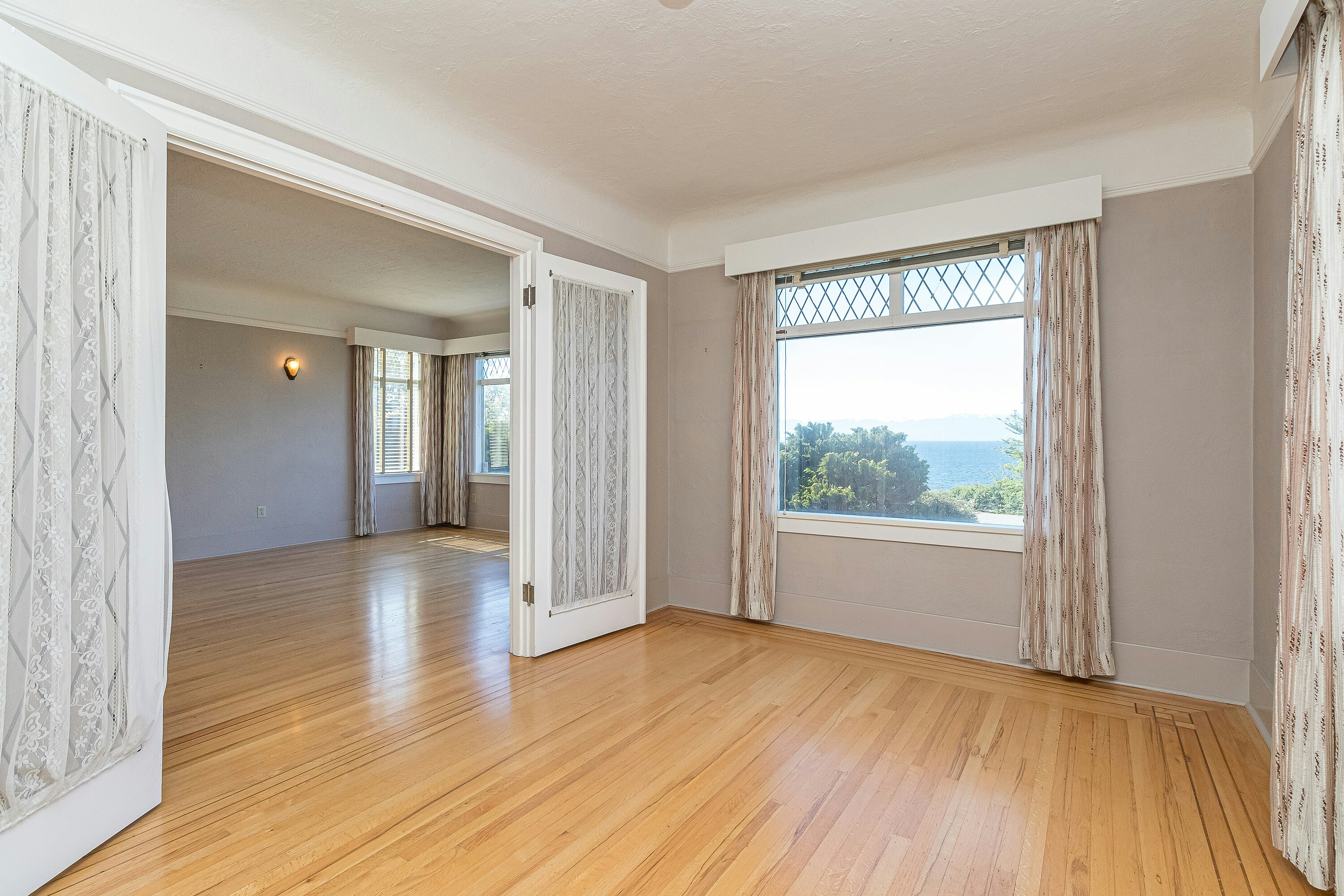 690 Dallas Road, Victoria, BC, V8V 1B7 - 14