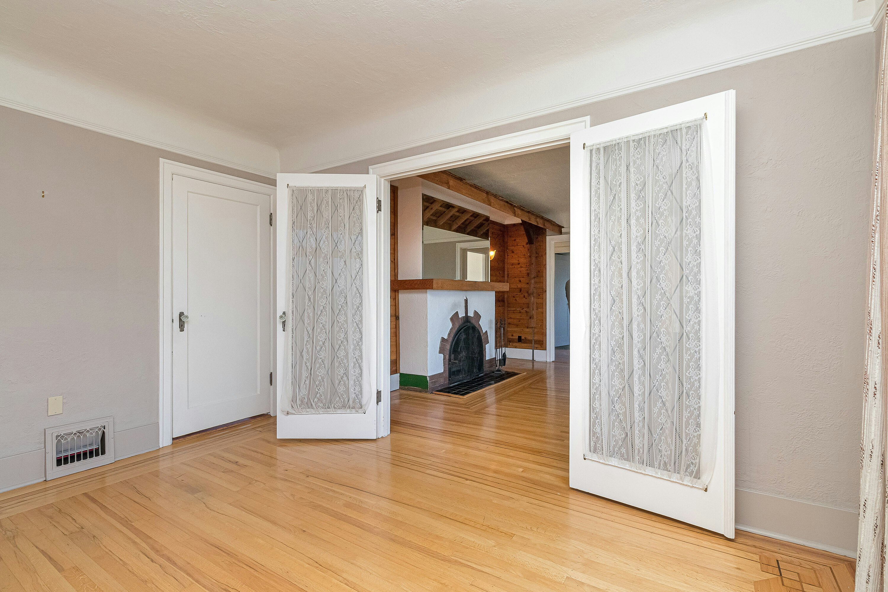 690 Dallas Road, Victoria, BC, V8V 1B7 - 15