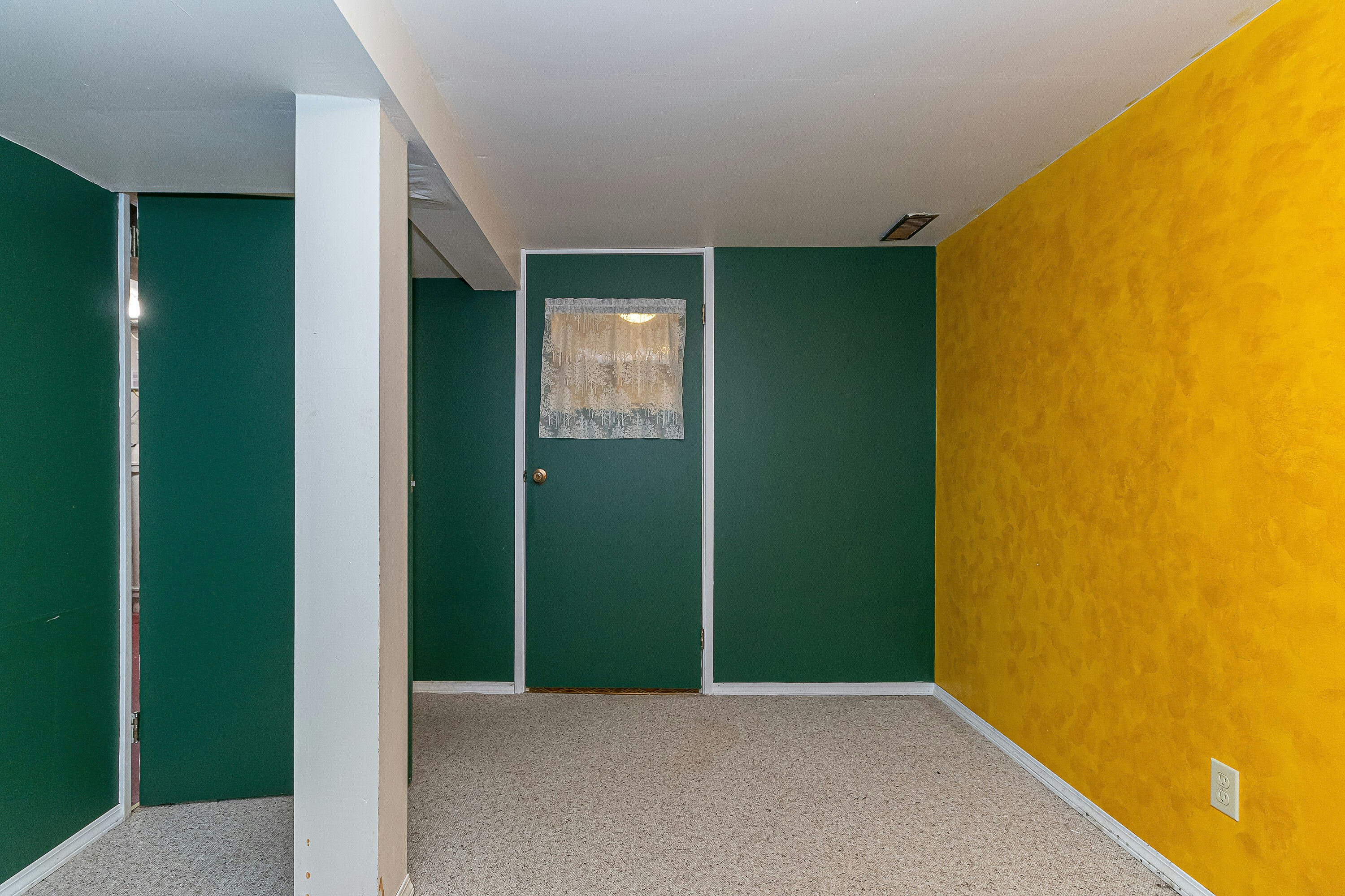 690 Dallas Road, Victoria, BC, V8V 1B7 - 23