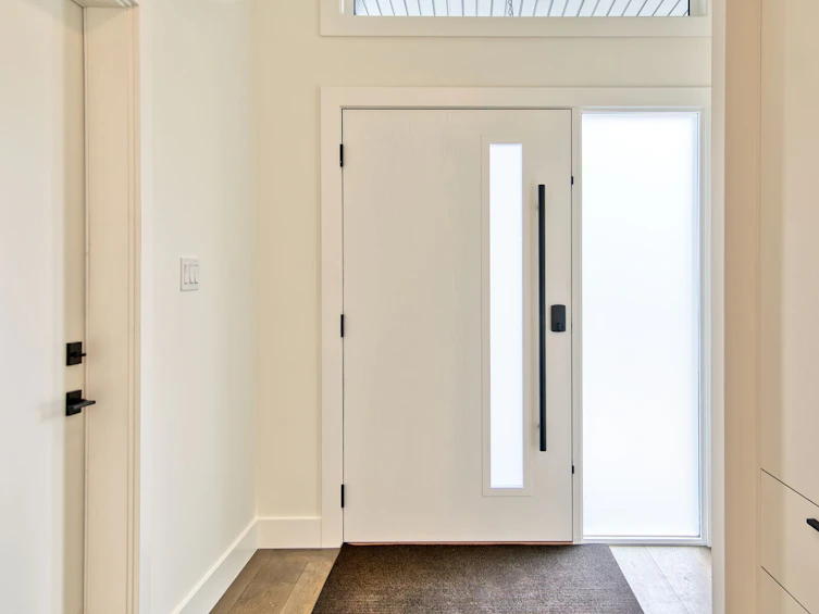 5415 Stellar Way, Sechelt, BC, V7Z 0M1 - 2
