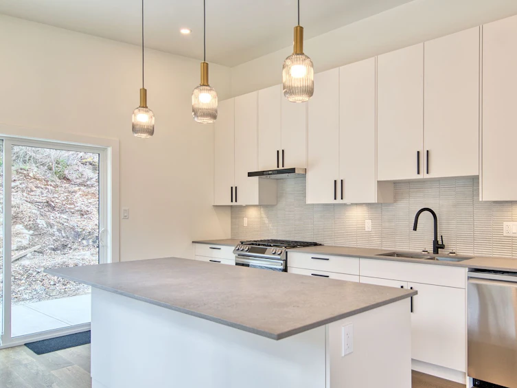 5415 Stellar Way, Sechelt, BC, V7Z 0M1 - 9