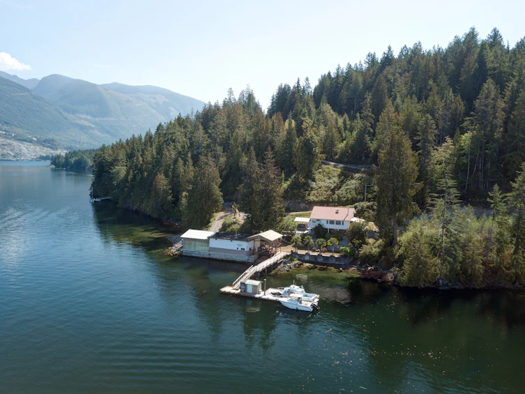 6829 Old School Trail, Pender Harbour Egmont, BC, V0N 1N0 - 4