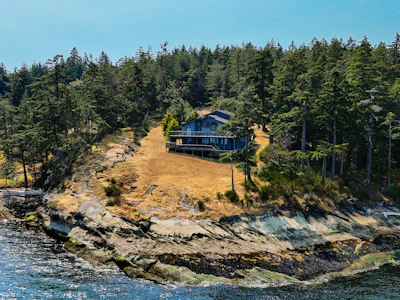 379 Mary Ann Point Road - 5