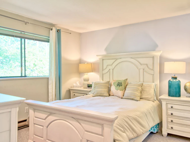 7104 Dale Road, Halfmoon Bay, BC, V7Z 0N2 - 23