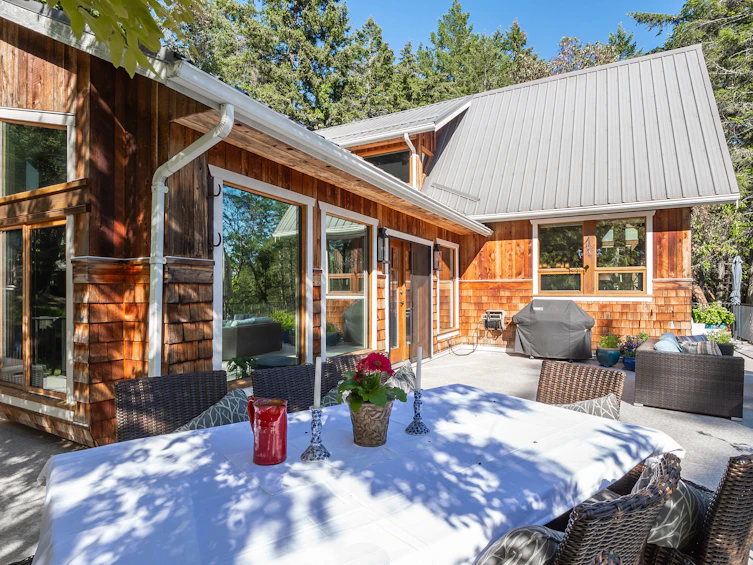 225 Sea Meadow Drive, Gabriola Island, BC, V0R 1X2 - 21