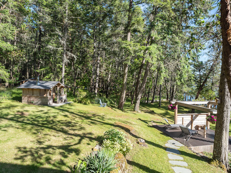 225 Sea Meadow Drive, Gabriola Island, BC, V0R 1X2 - 23
