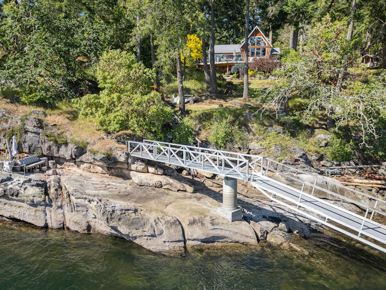225 Sea Meadow Drive, Gabriola Island, BC, V0R 1X2 - 3