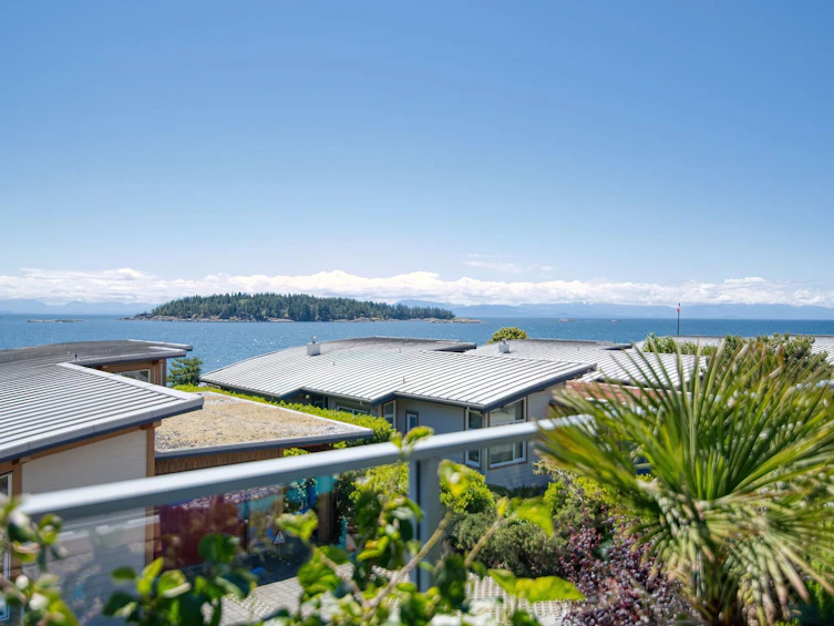 6498 Wildflower Place, Sechelt, BC, V7Z 0M9 - 2