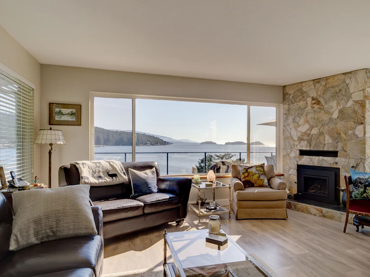 7653 Redrooffs Road, Halfmoon Bay, BC, V7Z 1C4 - 23