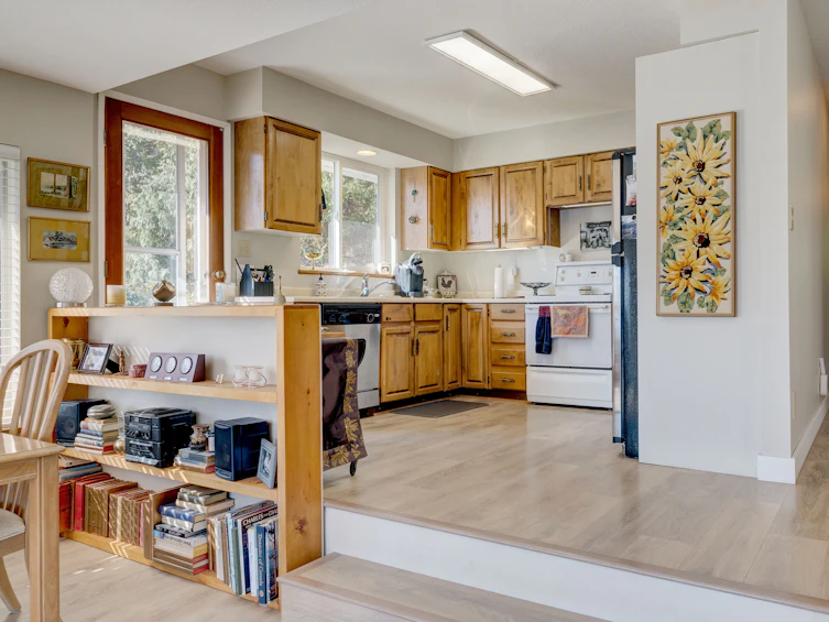 7653 Redrooffs Road, Halfmoon Bay, BC, V7Z 1C4 - 20