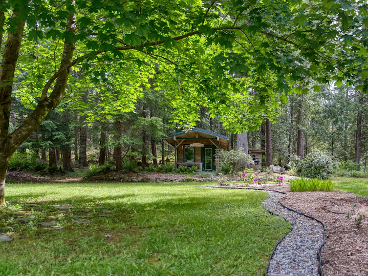 5805 Brooks Road, Halfmoon Bay, BC, V7Z 1G7 - 8