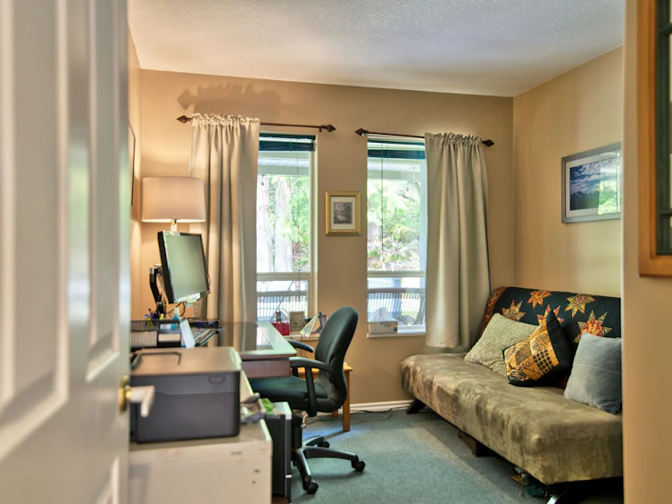 5805 Brooks Road, Halfmoon Bay, BC, V7Z 1G7 - 24