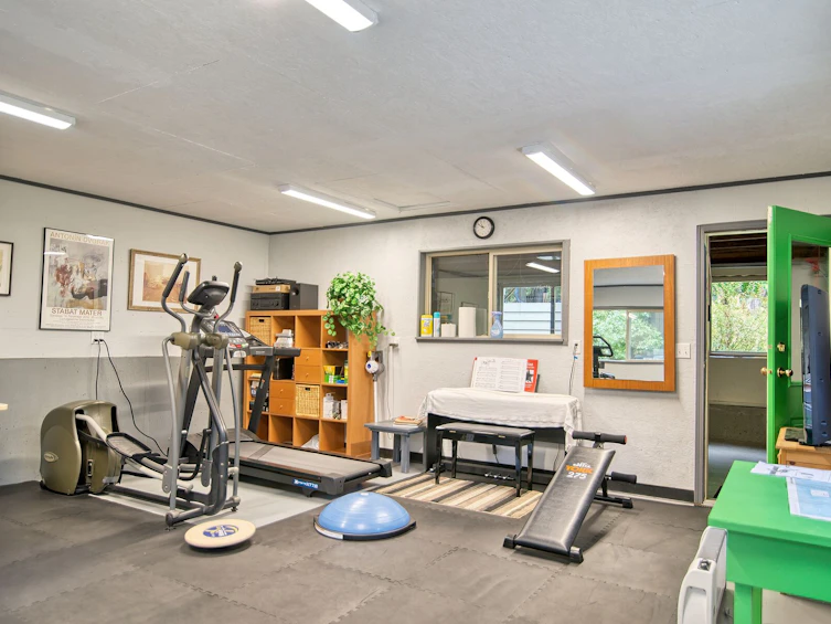5805 Brooks Road, Halfmoon Bay, BC, V7Z 1G7 - 35