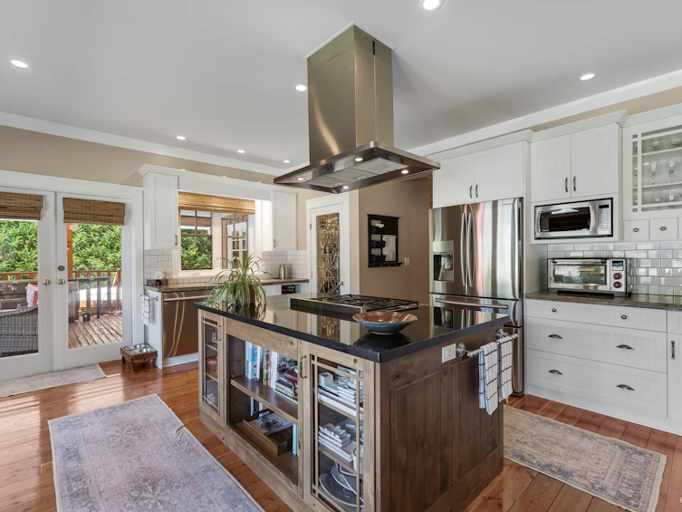426 Union Road, Bowen Island, BC, V0N 1G0 - 9