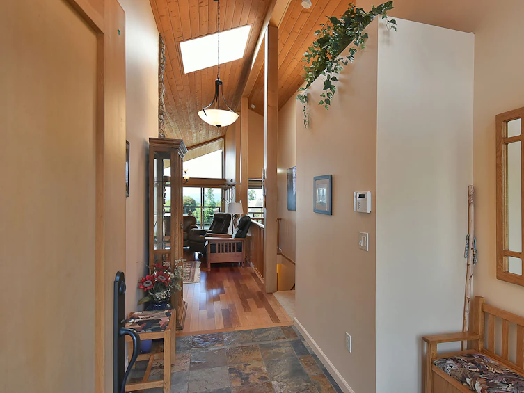 6371 Samron Road, Sechelt, BC, V7Z 0N6 - 27