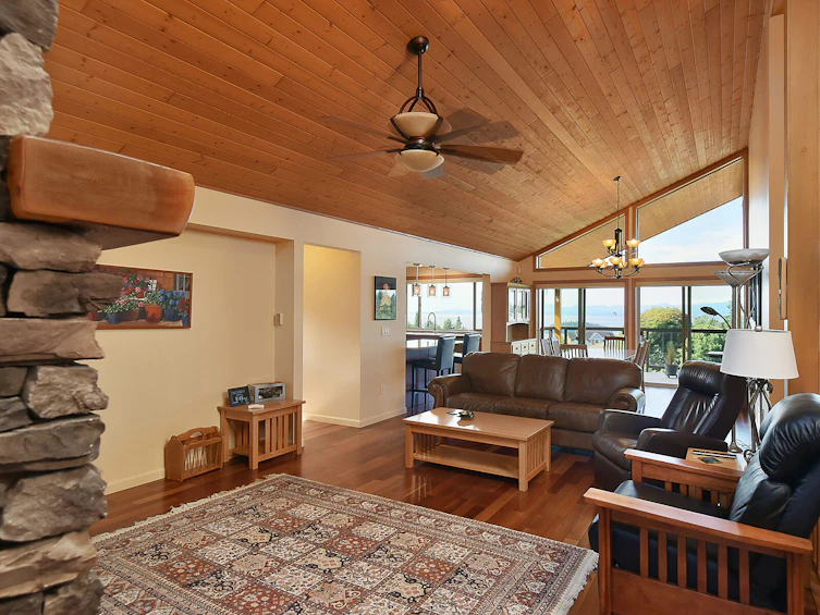 6371 Samron Road, Sechelt, BC, V7Z 0N6 - 5