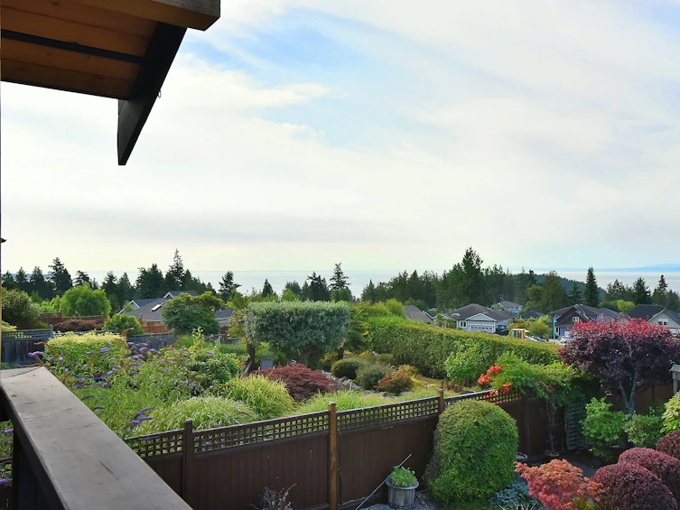 6371 Samron Road, Sechelt, BC, V7Z 0N6 - 10