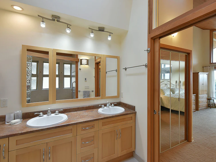 6371 Samron Road, Sechelt, BC, V7Z 0N6 - 23