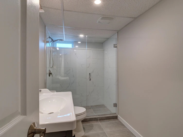 6183 Oracle Road, Sechelt, BC, V7Z 0N7 - 38