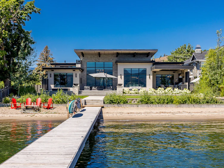 1533 Pritchard Drive, West Kelowna, BC, V4T 1X4