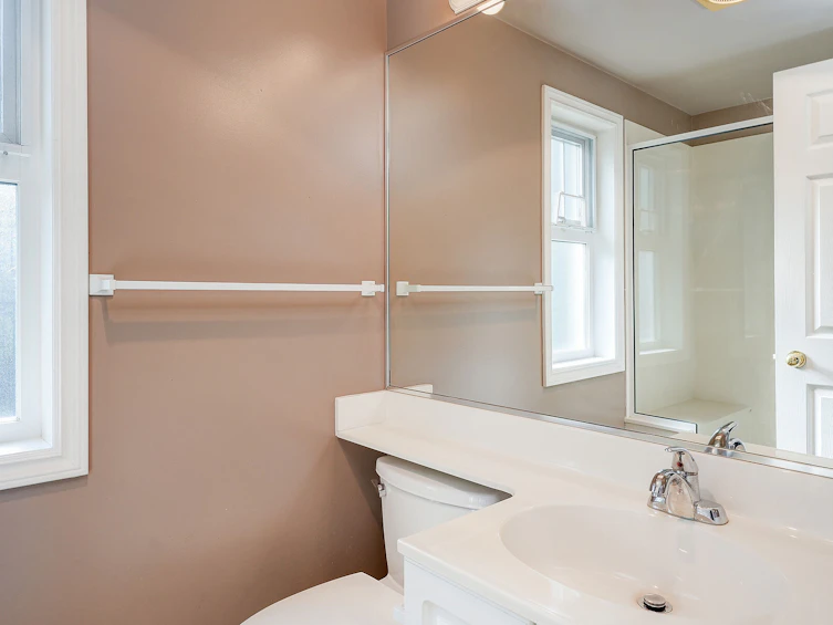 9639 Second Street, Sidney, BC, V8L 3C3 - 28