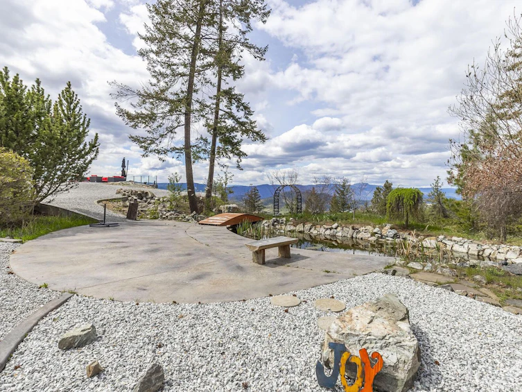 5774 Deadpine Drive, Kelowna, BC, V1P 1A3 - 40