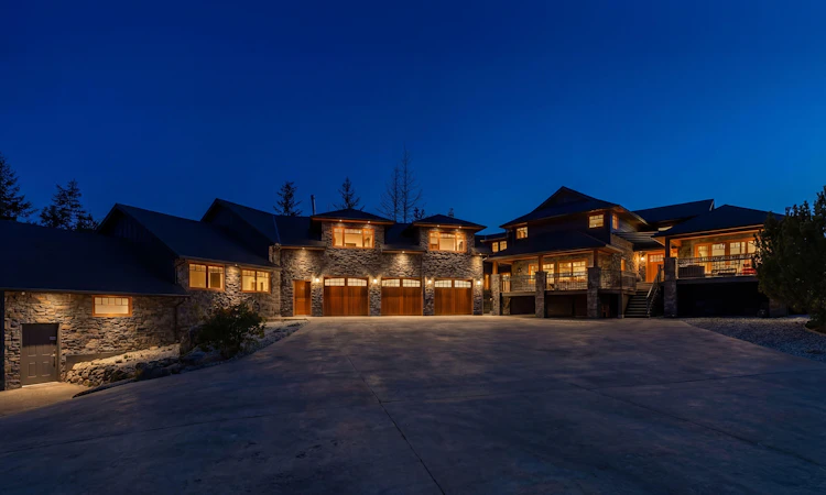 5774 Deadpine Drive