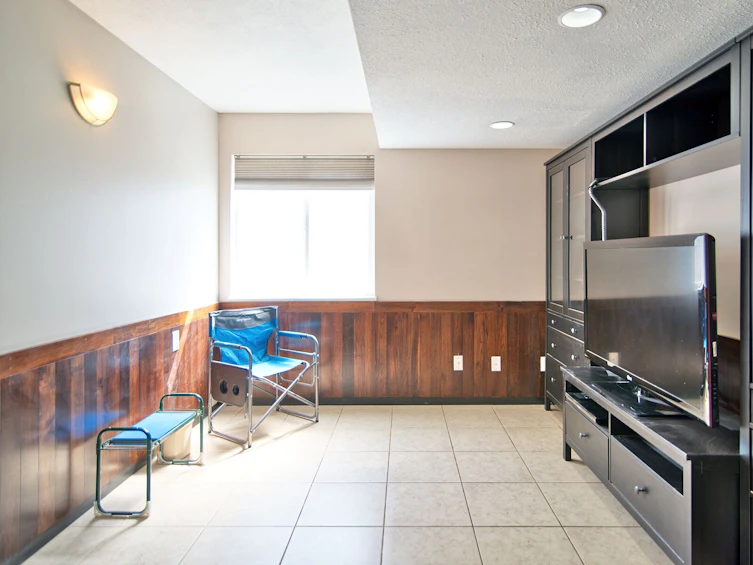 6390 Samron Road, Sechelt, BC, V7Z 0N6 - 32