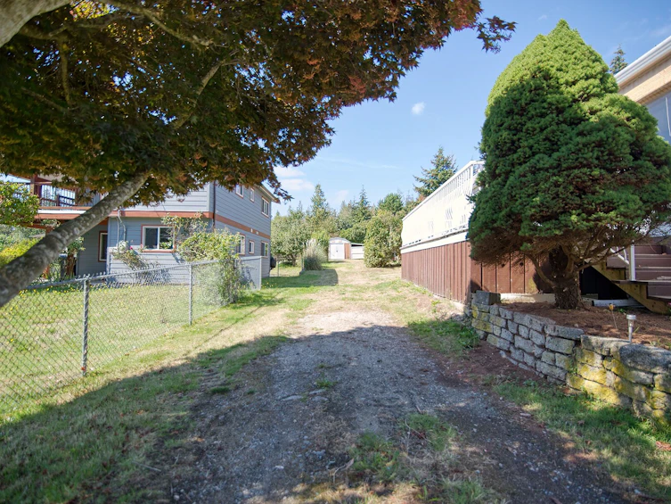 5423 Derby Road, Sechelt, BC, V7Z 0M1 - 35