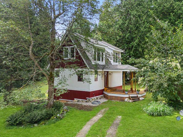 6121 Golf Course Road, Sechelt, BC, V7Z 0R2 - 3