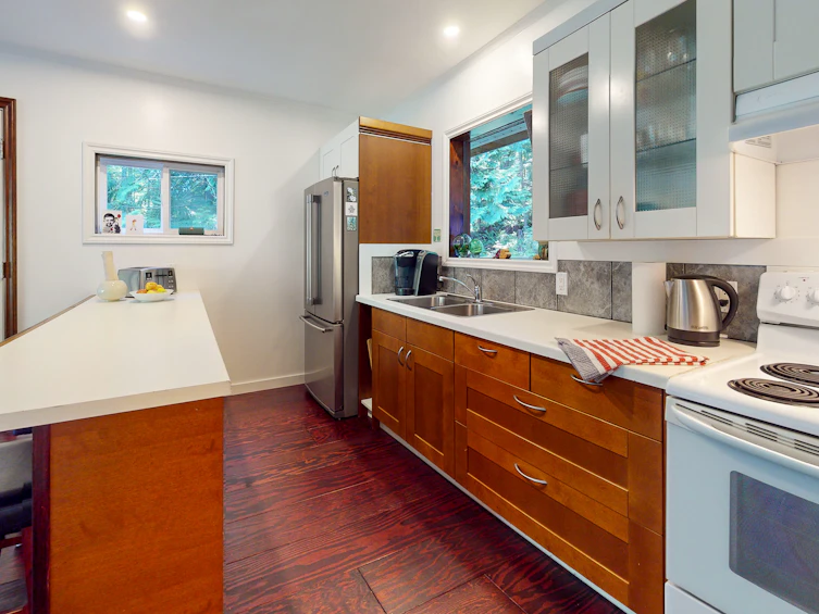 6121 Golf Course Road, Sechelt, BC, V7Z 0R2 - 34